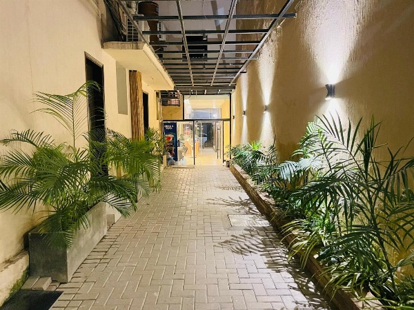 Hamsun Shahrah-e-Faisal image 7